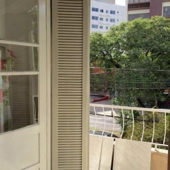 Apartamento à venda com 70m², 3 quartos no bairro Floresta em Porto Alegre