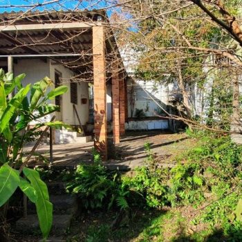 Casa à venda com 174m², 4 quartos, 3 vagas no bairro Santo Antônio em Porto Alegre