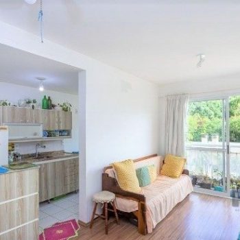 Apartamento à venda com 60m², 2 quartos, 1 suíte no bairro Cristal em Porto Alegre