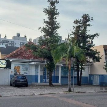 Casa à venda com 354m², 4 quartos, 5 vagas no bairro Higienópolis em Porto Alegre