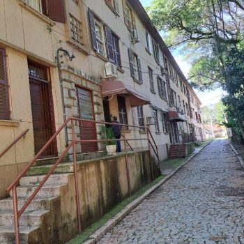 Apartamento à venda com 61m², 2 quartos no bairro Passo d'Areia em Porto Alegre