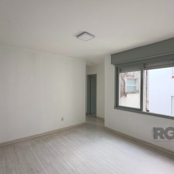 Apartamento à venda com 62m², 2 quartos, 1 vaga no bairro Menino Deus em Porto Alegre