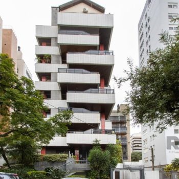 Apartamento à venda com 253m², 4 quartos, 2 suítes, 3 vagas no bairro Petrópolis em Porto Alegre