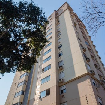 Apartamento à venda com 106m², 3 quartos, 1 suíte, 2 vagas no bairro Jardim Botânico em Porto Alegre