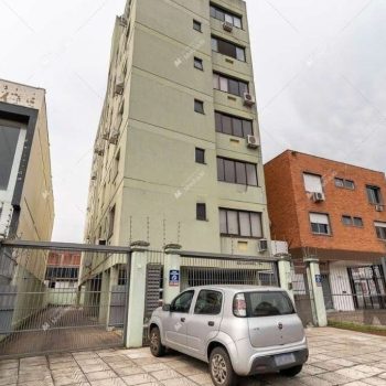 Apartamento à venda com 104m², 3 quartos, 1 vaga no bairro Medianeira em Porto Alegre