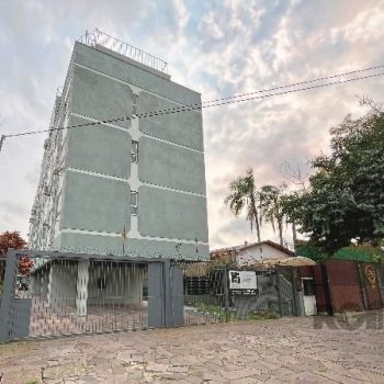 Apartamento à venda com 55m², 2 quartos, 1 vaga no bairro Cristal em Porto Alegre