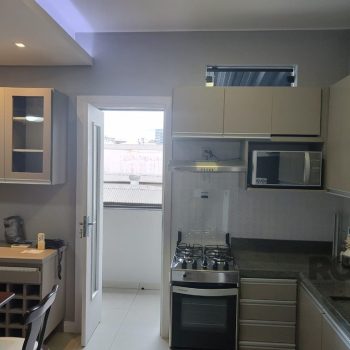 Apartamento à venda com 77m², 2 quartos no bairro Floresta em Porto Alegre