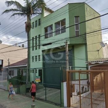 Depósito/Pavilhão à venda com 320m² no bairro Navegantes em Porto Alegre