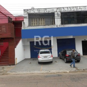 Loja à venda com 316m² no bairro São João em Porto Alegre