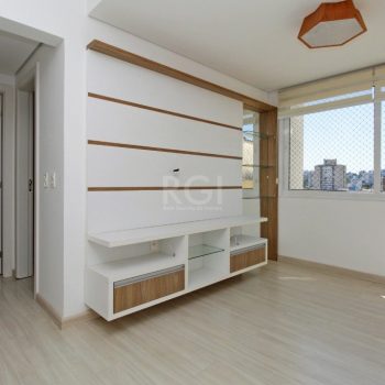 Apartamento à venda com 61m², 2 quartos, 1 suíte, 1 vaga no bairro Jardim Botânico em Porto Alegre