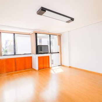 Conjunto/Sala à venda com 37m² no bairro Moinhos de Vento em Porto Alegre