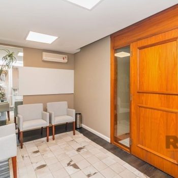 Conjunto/Sala à venda com 139m² no bairro Centro Histórico em Porto Alegre