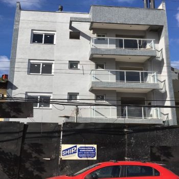 Apartamento à venda com 76m², 2 quartos, 1 suíte, 1 vaga no bairro Menino Deus em Porto Alegre