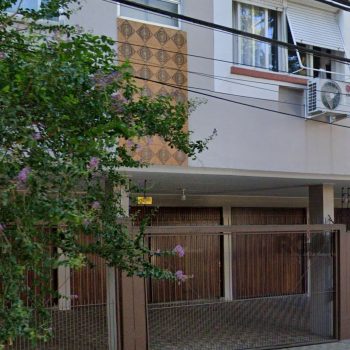 Apartamento à venda com 72m², 3 quartos, 1 suíte, 2 vagas no bairro Petrópolis em Porto Alegre