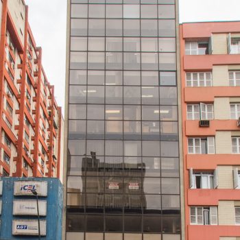 Conjunto/Sala à venda com 134m² no bairro Centro Histórico em Porto Alegre