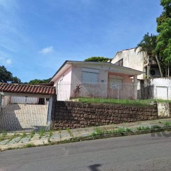 Casa à venda com 108m², 2 quartos, 1 vaga no bairro Ipanema em Porto Alegre