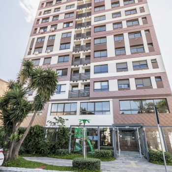 Apartamento à venda com 69m², 2 quartos, 1 suíte, 1 vaga no bairro Cristo Redentor em Porto Alegre