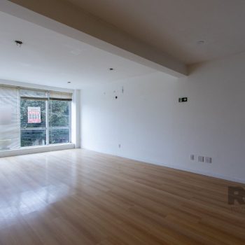 Conjunto/Sala à venda com 62m², 1 vaga no bairro Tristeza em Porto Alegre