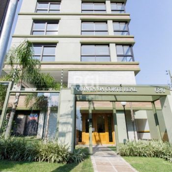 Apartamento à venda com 75m², 2 quartos, 1 suíte, 3 vagas no bairro Petrópolis em Porto Alegre