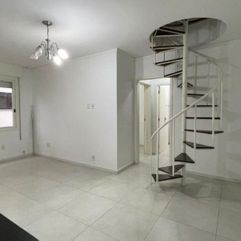 Cobertura à venda com 106m², 2 quartos, 1 vaga no bairro Santana em Porto Alegre