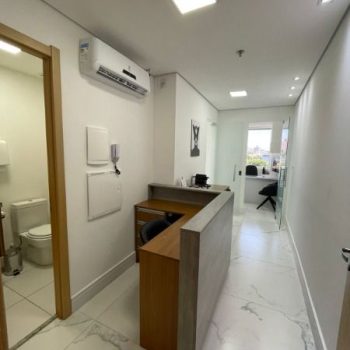 Conjunto/Sala à venda com 32m² no bairro Santana em Porto Alegre