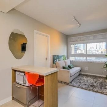 Apartamento à venda com 30m², 1 quarto, 1 suíte, 1 vaga no bairro Centro Histórico em Porto Alegre