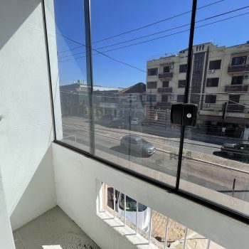 Apartamento à venda com 70m², 2 quartos, 1 suíte no bairro São João em Porto Alegre