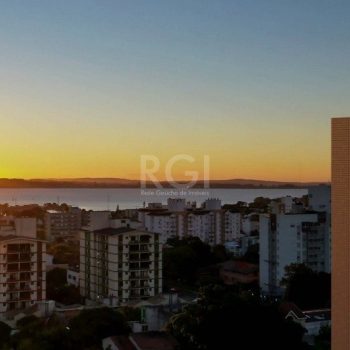 Apartamento à venda com 143m², 3 quartos, 1 suíte, 2 vagas no bairro Tristeza em Porto Alegre