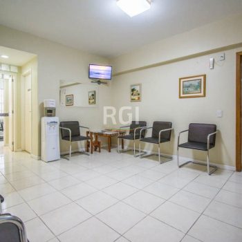 Conjunto/Sala à venda com 97m² no bairro Centro Histórico em Porto Alegre