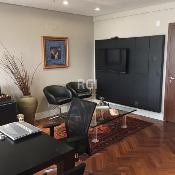 Conjunto/Sala à venda com 32m², 1 vaga no bairro Moinhos de Vento em Porto Alegre