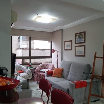 Apartamento à venda com 79m², 2 quartos, 1 suíte, 1 vaga no bairro Santana em Porto Alegre