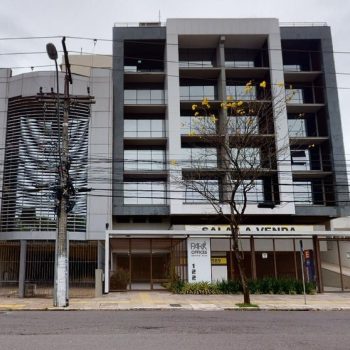 Conjunto/Sala à venda com 44m², 1 vaga no bairro Menino Deus em Porto Alegre