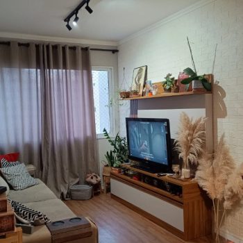 Apartamento à venda com 65m², 3 quartos, 1 suíte, 1 vaga no bairro Partenon em Porto Alegre