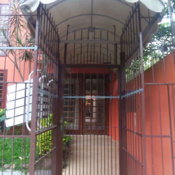 Casa Condominio à venda com 86m², 2 quartos, 2 vagas no bairro Tristeza em Porto Alegre