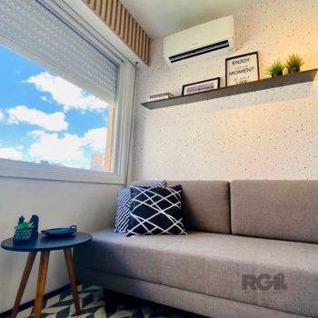 Apartamento JK à venda com 25m² no bairro Centro Histórico em Porto Alegre