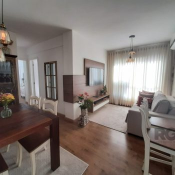 Apartamento à venda com 58m², 2 quartos, 1 suíte, 1 vaga no bairro Azenha em Porto Alegre