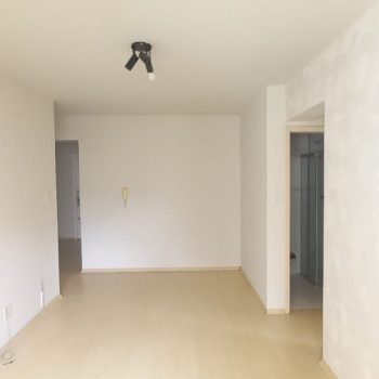 Apartamento à venda com 64m², 2 quartos no bairro Centro Histórico em Porto Alegre