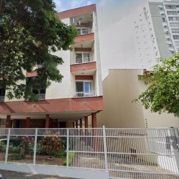 Apartamento à venda com 80m², 3 quartos, 1 vaga no bairro Petrópolis em Porto Alegre