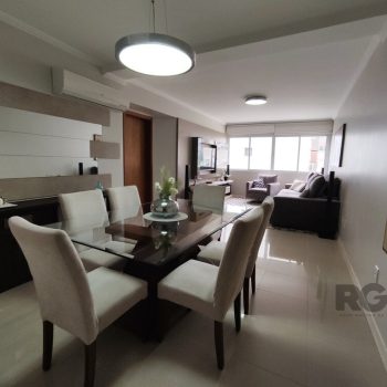 Apartamento à venda com 99m², 3 quartos, 1 suíte, 2 vagas no bairro São João em Porto Alegre