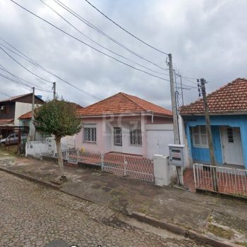 Casa à venda com 260m² no bairro Cristo Redentor em Porto Alegre