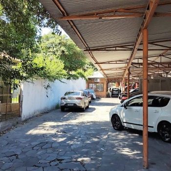 Loja à venda com 1.331m² no bairro Glória em Porto Alegre