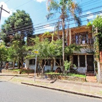 Casa à venda com 450m², 4 quartos, 1 suíte, 6 vagas no bairro Boa Vista em Porto Alegre