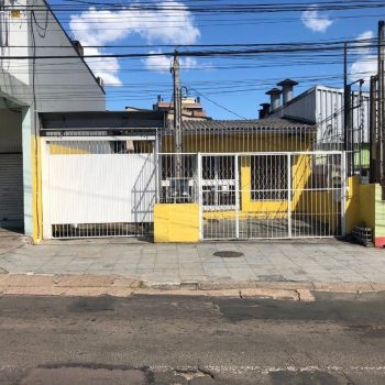 Casa à venda com 113m², 2 quartos, 2 vagas no bairro Partenon em Porto Alegre