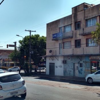 Predio à venda com 489m² no bairro Medianeira em Porto Alegre