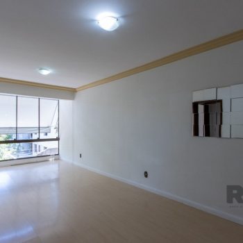 Apartamento à venda com 80m², 2 quartos, 1 vaga no bairro Cristal em Porto Alegre