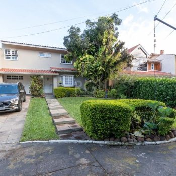 Casa Condominio à venda com 300m², 4 quartos, 2 suítes, 2 vagas no bairro Ipanema em Porto Alegre