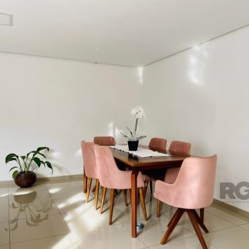 Apartamento à venda com 136m², 2 quartos, 1 suíte no bairro Medianeira em Porto Alegre