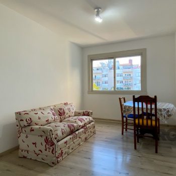 Apartamento à venda com 40m², 1 quarto, 1 vaga no bairro Jardim Botânico em Porto Alegre