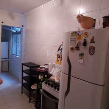 Apartamento à venda com 61m², 2 quartos, 1 vaga no bairro Passo d'Areia em Porto Alegre