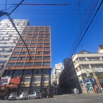 Apartamento à venda com 70m², 2 quartos no bairro Centro Histórico em Porto Alegre